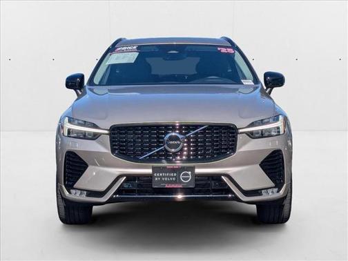 2025 Volvo XC60 B5 Core