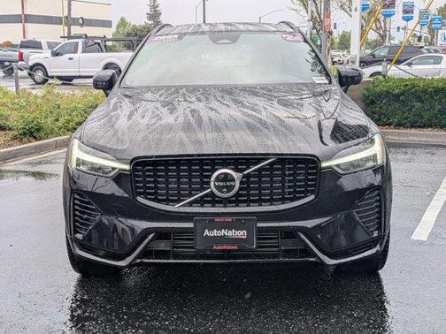 Onyx Black Metallic 2024 Volvo XC60 Recharge Plug-In Hybrid T8 Ultimate Dark Theme