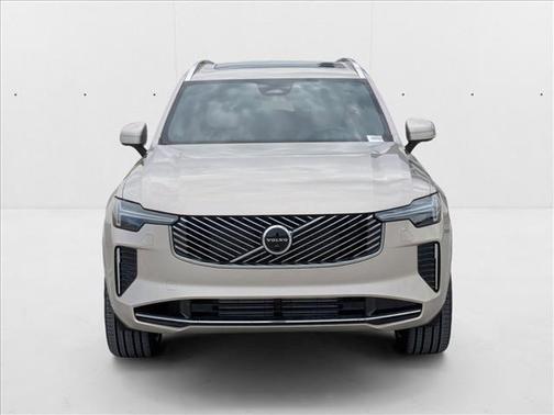 2026 Volvo XC90 Plug-In Hybrid T8 Plus 7-Seater