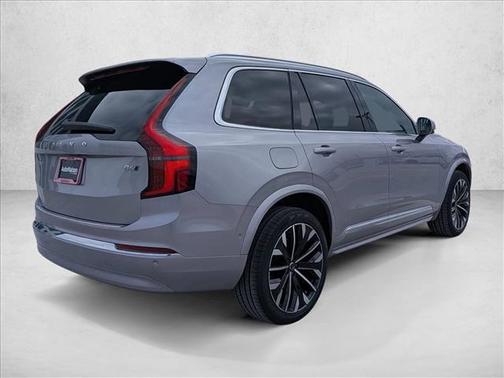 2026 Volvo XC90 B6 Plus 7-Seater