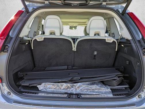 2023 Volvo XC90 Recharge Plug-In Hybrid T8 Plus 6-Seater