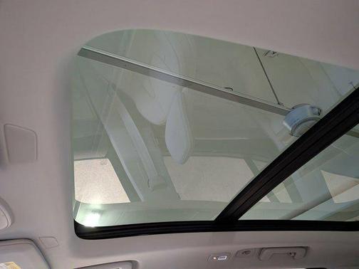 2026 Volvo XC90 Ultra, B6 AWD Gas (mild hybrid), Gasoline, Bright, 7 Seats