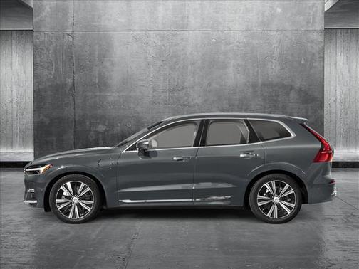 2025 Volvo XC60 Plug-In Hybrid T8 Plus