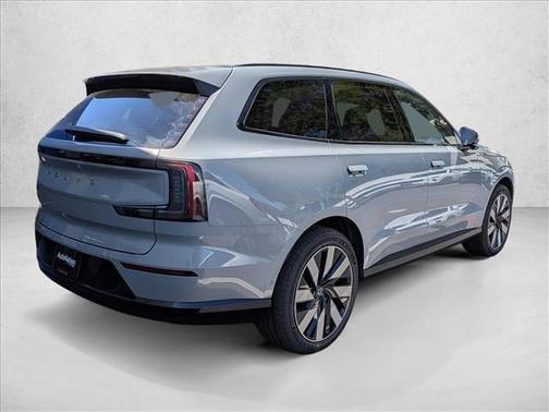 Vapour Grey Metallic 2026 Volvo EX90 Plus, Twin Motor, Fully electric, 7 Seats
