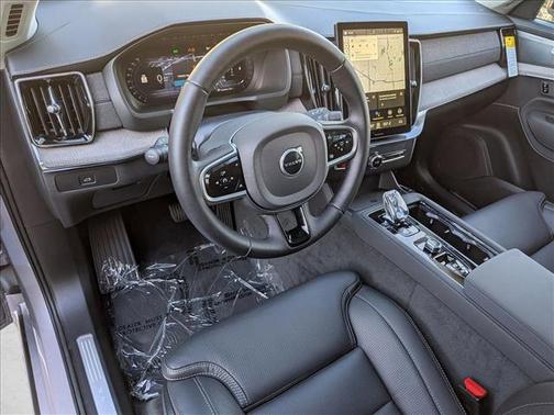 2026 Volvo XC90 B6 Ultra Dark Theme 6-Seater