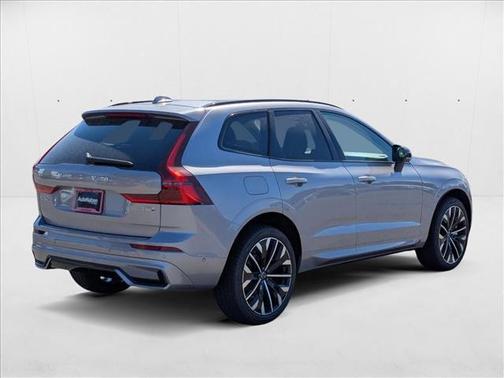 2026 Volvo XC60 Plug-In Hybrid T8 Ultra
