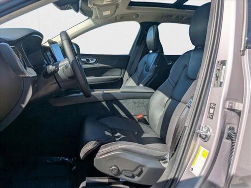 2026 Volvo XC60 Plug-In Hybrid T8 Ultra