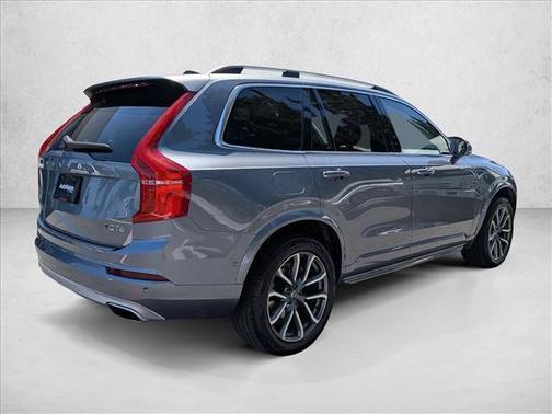 Osmium Grey Metallic 2017 Volvo XC90 T6 Momentum