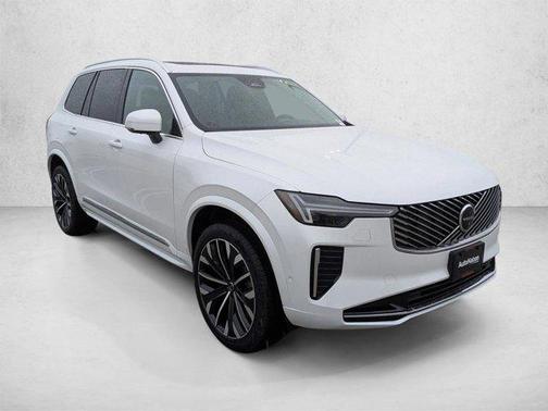Crystal White Pearl 2026 Volvo XC90 Plus, B5 AWD Gas (mild hybrid), Gasoline, Bright, 7 Seats