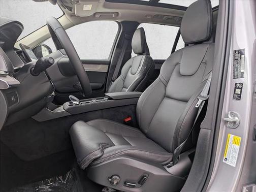 2026 Volvo XC90 B6 Ultra Dark Theme 7-Seater