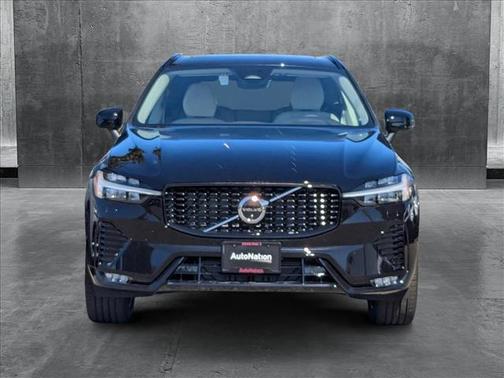 2025 Volvo XC60 Plus
