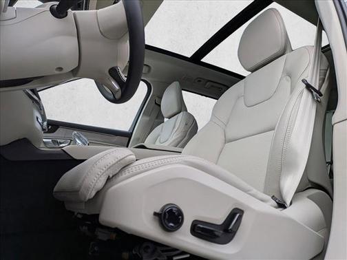 2026 Volvo XC90 B6 Ultra 7-Seater