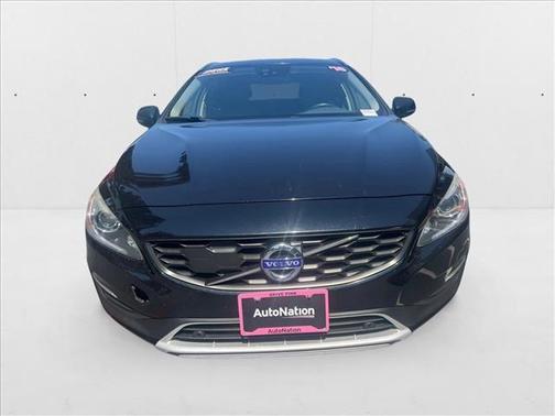 2018 Volvo V60 Cross Country T5 Platinum