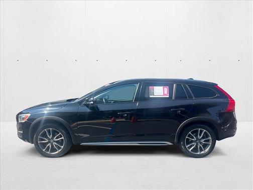 2018 Volvo V60 Cross Country T5 Platinum
