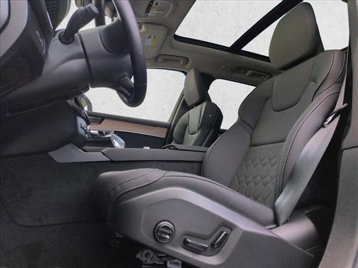 Onyx Black Metallic 2026 Volvo XC90 Plug-In Hybrid Plus, T8 AWD, Electric/Gasoline, Bright, 7 Seats