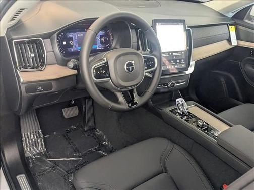 2026 Volvo XC90 B5 Plus 7-Seater