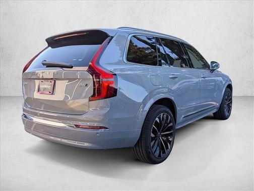 2026 Volvo XC90 B6 Ultra 7-Seater