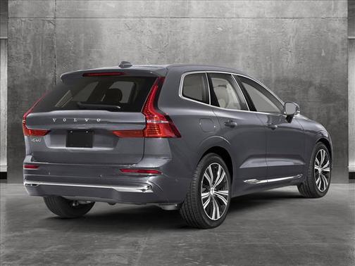 2025 Volvo XC60 Plug-In Hybrid T8 Plus