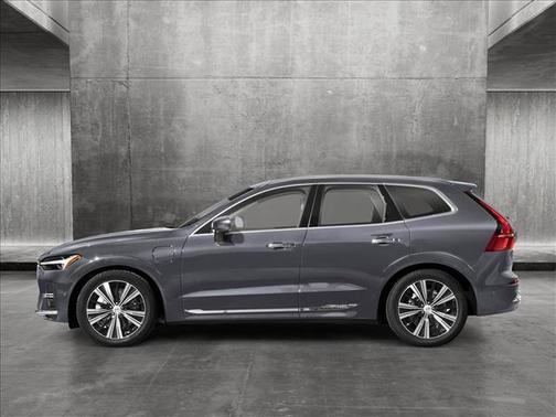 2025 Volvo XC60 Plug-In Hybrid T8 Plus