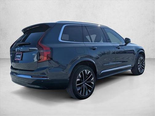 2026 Volvo XC90 B5 Plus 7-Seater