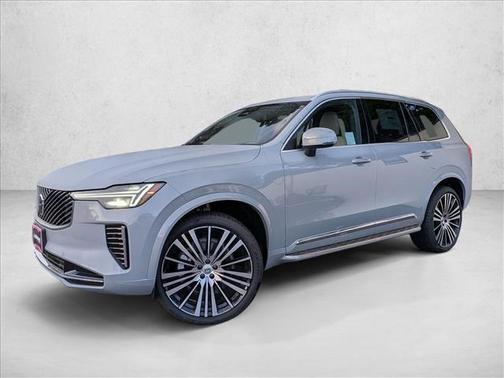 2025 Volvo XC90 B6 Core