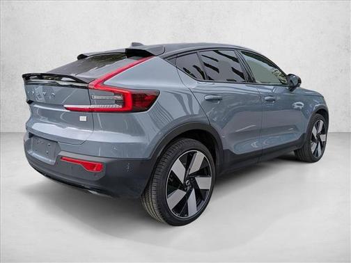 2022 Volvo C40 Recharge Pure Electric P8 Ultimate