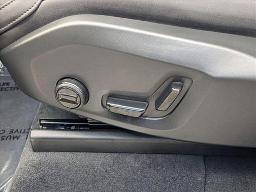 2025 Volvo XC90 Plug-In Hybrid T8 Plus 7-Seater