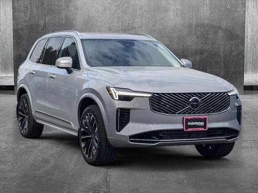 2025 Volvo XC90 Plug-In Hybrid T8 Plus 7-Seater
