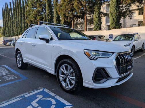 2022 Audi Q3 45 S line Premium Plus