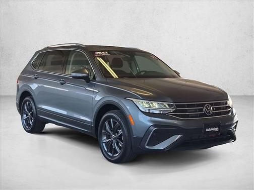 Platinum Gray Metallic 2023 Volkswagen Tiguan 2.0T SE 4MOTION