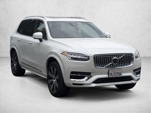 2024 Volvo XC90 Recharge Plug-In Hybrid T8 Ultimate Bright Theme 7-Seater