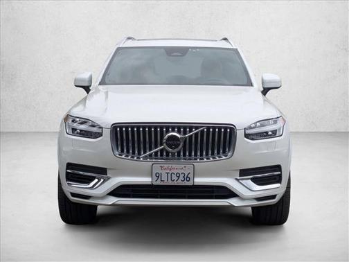 2024 Volvo XC90 Recharge Plug-In Hybrid T8 Ultimate Bright Theme 7-Seater