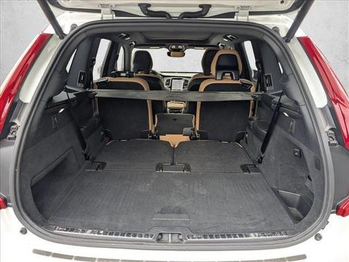 2024 Volvo XC90 Recharge Plug-In Hybrid T8 Ultimate Bright Theme 7-Seater