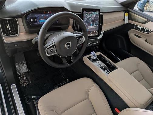 2026 Volvo XC90 B6 Plus 7-Seater