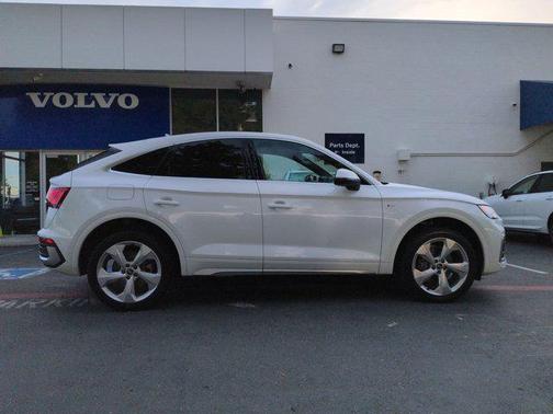 2021 Audi Q5 45 Premium Plus