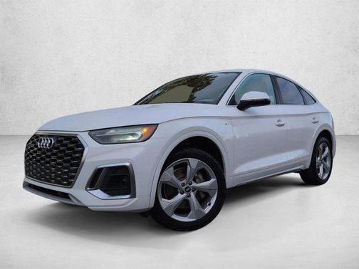 Ibis White 2021 Audi Q5 45 Premium Plus