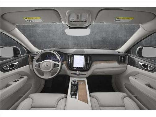 2025 Volvo XC60 Plug-In Hybrid T8 Ultra