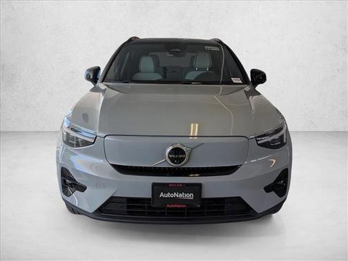 Vapour Grey Metallic 2026 Volvo EX40 Plus, Twin Motor, Fully electric
