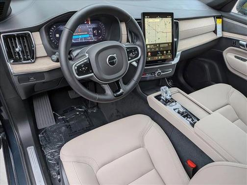 2026 Volvo XC90 B6 Plus 7-Seater