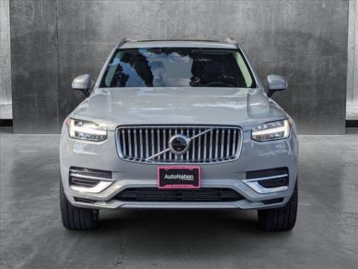 2024 Volvo XC90 Recharge Plug-In Hybrid T8 Ultimate Bright Theme 7-Seater