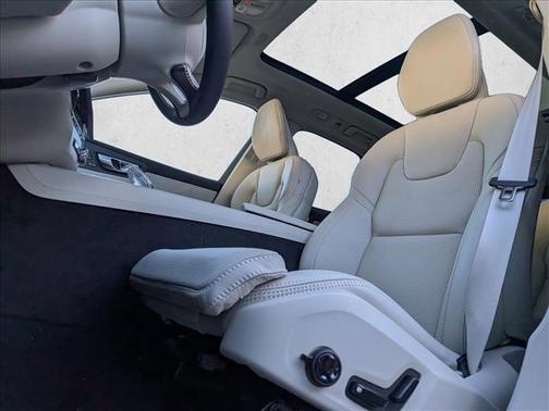 Vapour Grey Metallic 2026 Volvo XC60 Plug-In Hybrid Ultra, T8 AWD Electric/Gasoline, Dark