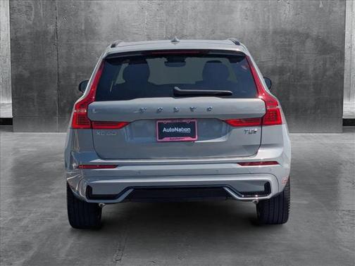2025 Volvo XC60 Plug-In Hybrid T8 Ultra