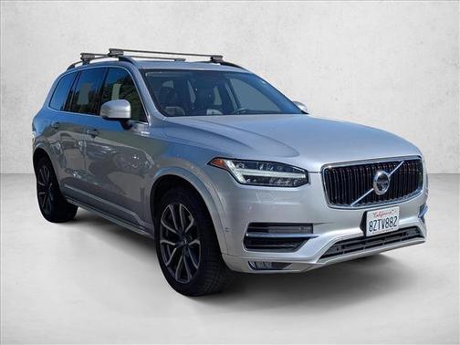 2019 Volvo XC90 T5 Momentum