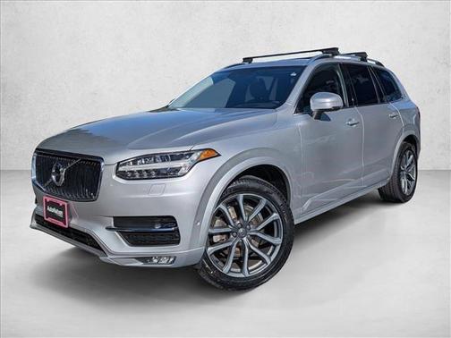 2019 Volvo XC90 T5 Momentum