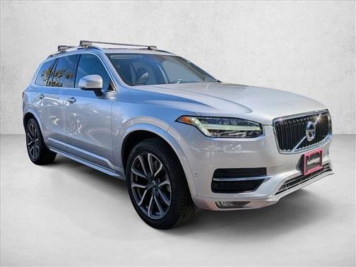 2019 Volvo XC90 T5 Momentum