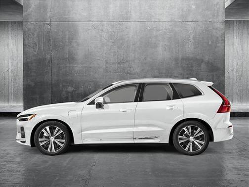 2025 Volvo XC60 Plug-In Hybrid T8 Polestar
