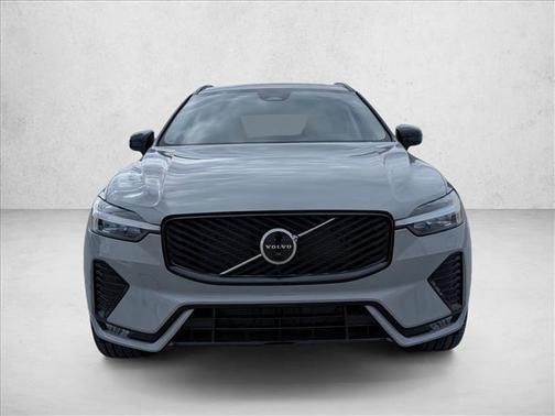 Vapour Grey Metallic 2026 Volvo XC60 B5 Ultra