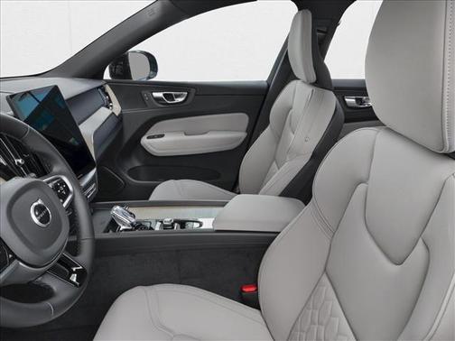 Vapour Grey Metallic 2026 Volvo XC60 B5 Ultra
