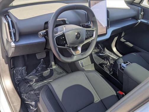 2025 Volvo EX30 Twin Motor Plus