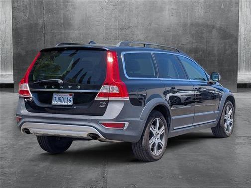 2015 Volvo XC70 T6